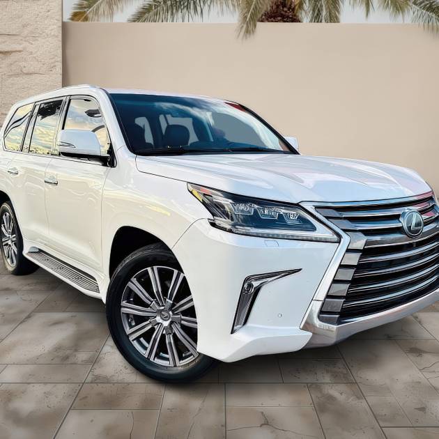 Lexus LX 570 w/ Third Row 2016