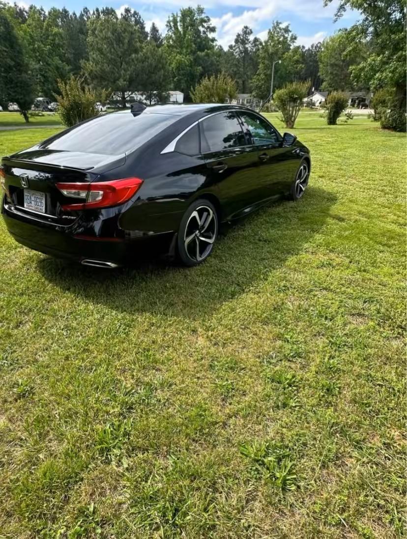 2018 Honda Accord sport sedan for sale - Image 4